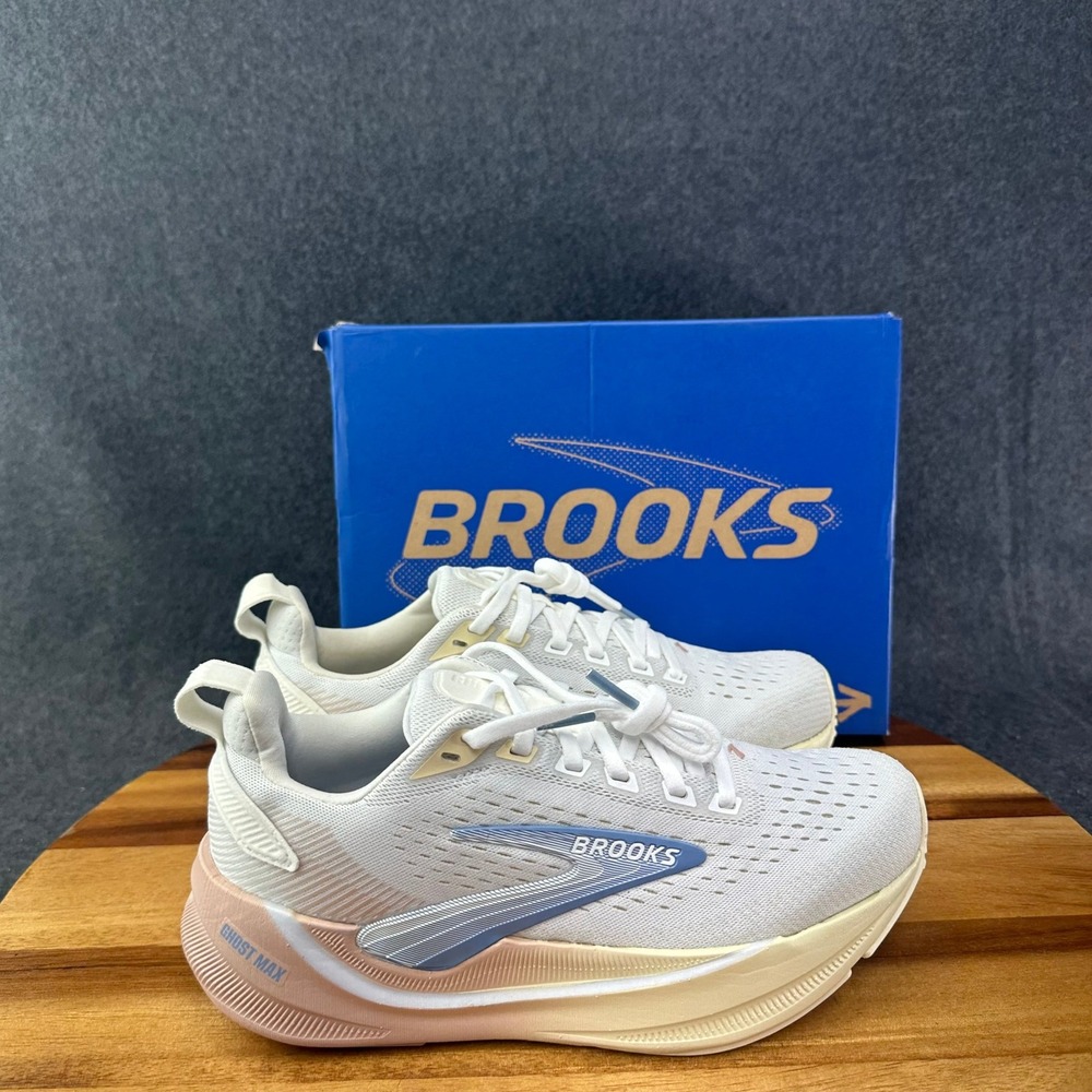 Brooks Ghost Max 4 Women's 6 B Running Shoes Walking Gym Sneakers White Rose